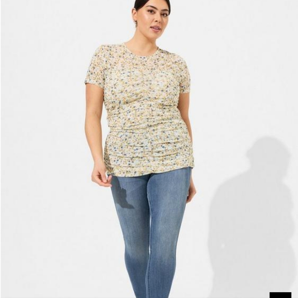 TORRID top